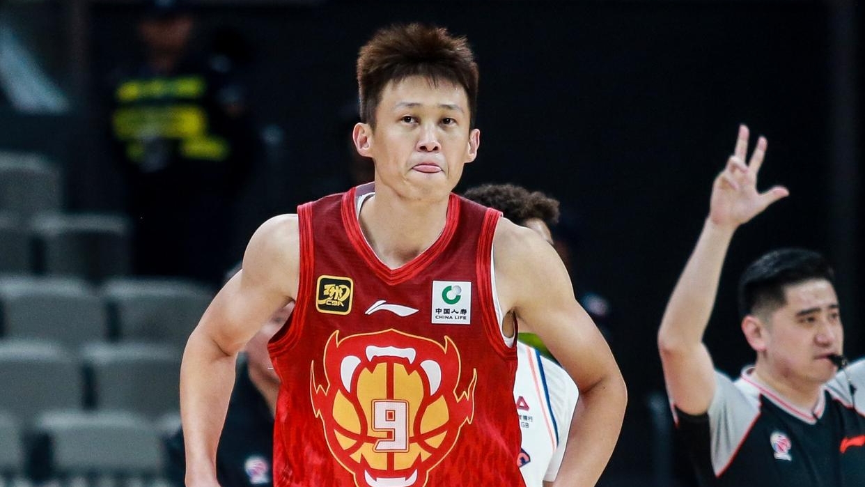 关于里程碑夜！上海久事队长鼓劲，CBA常规赛加时末段刷纪录，压力陡增，心理建设被强调的信息